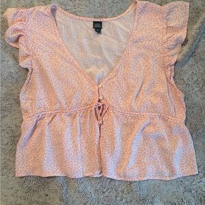 Wild Fable Light Pink Floral Blouse. Bow in front.